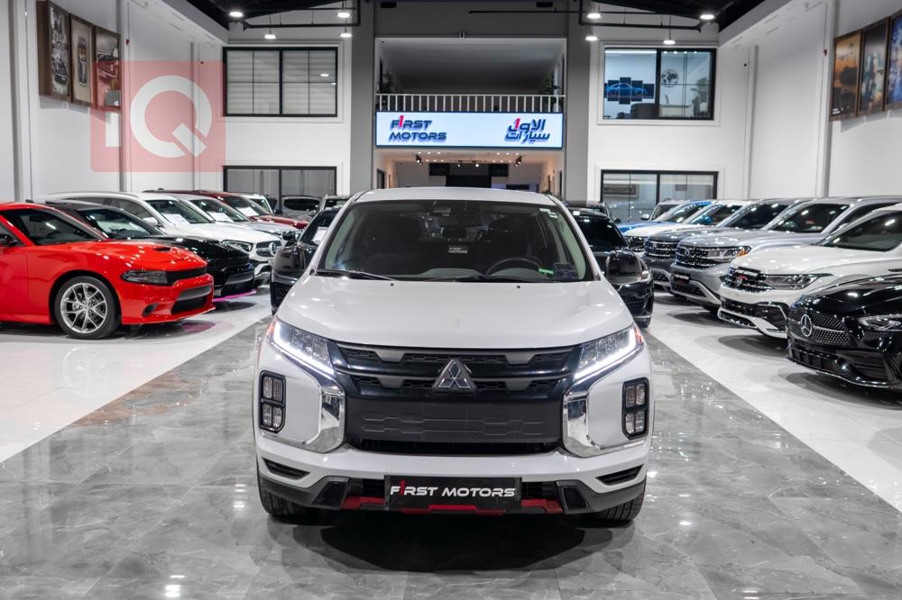 میتسوبیشی ئاوتلاندەر سپۆرت